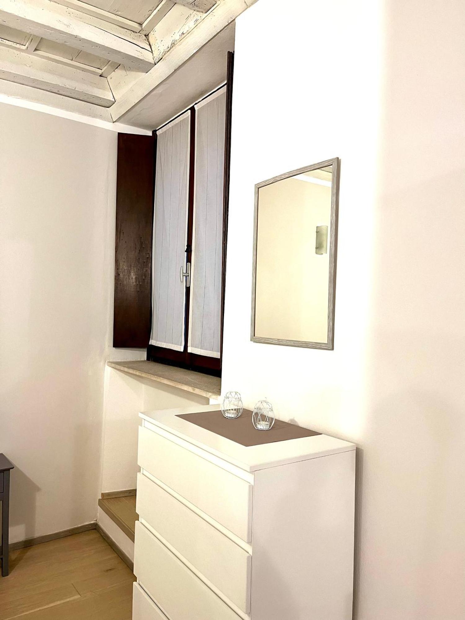 Residenza Serena Suite-Centro Storico Mântua Exterior foto